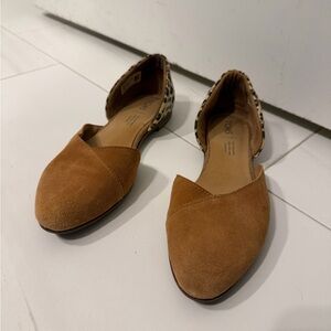 Toms Brown and Cheetah Print Flats